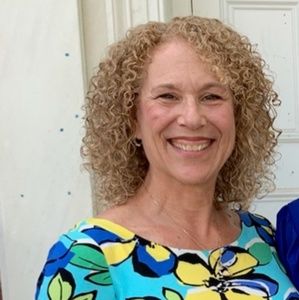 Meet your Posher, Cindy